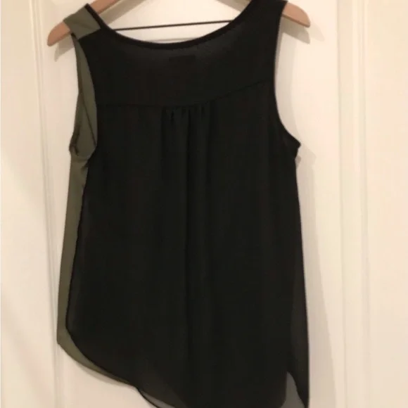 Olive & Black Angled Cut Sleeveless Top, Large - Picture 2 of 4